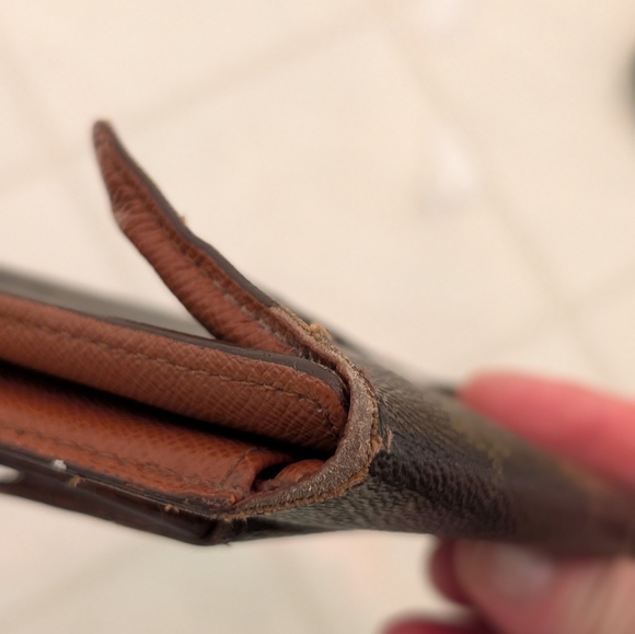 Authentic Louis Vuitton Vintage Monogram Long Wallet – Distressed Patina